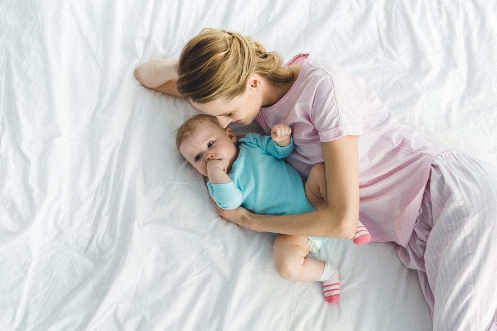 Choisir sa literie naturelle : bébé et maman